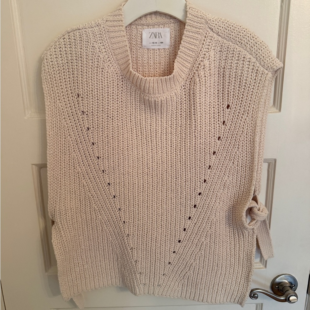 Zara Beige Knit Crew Neck Sweater